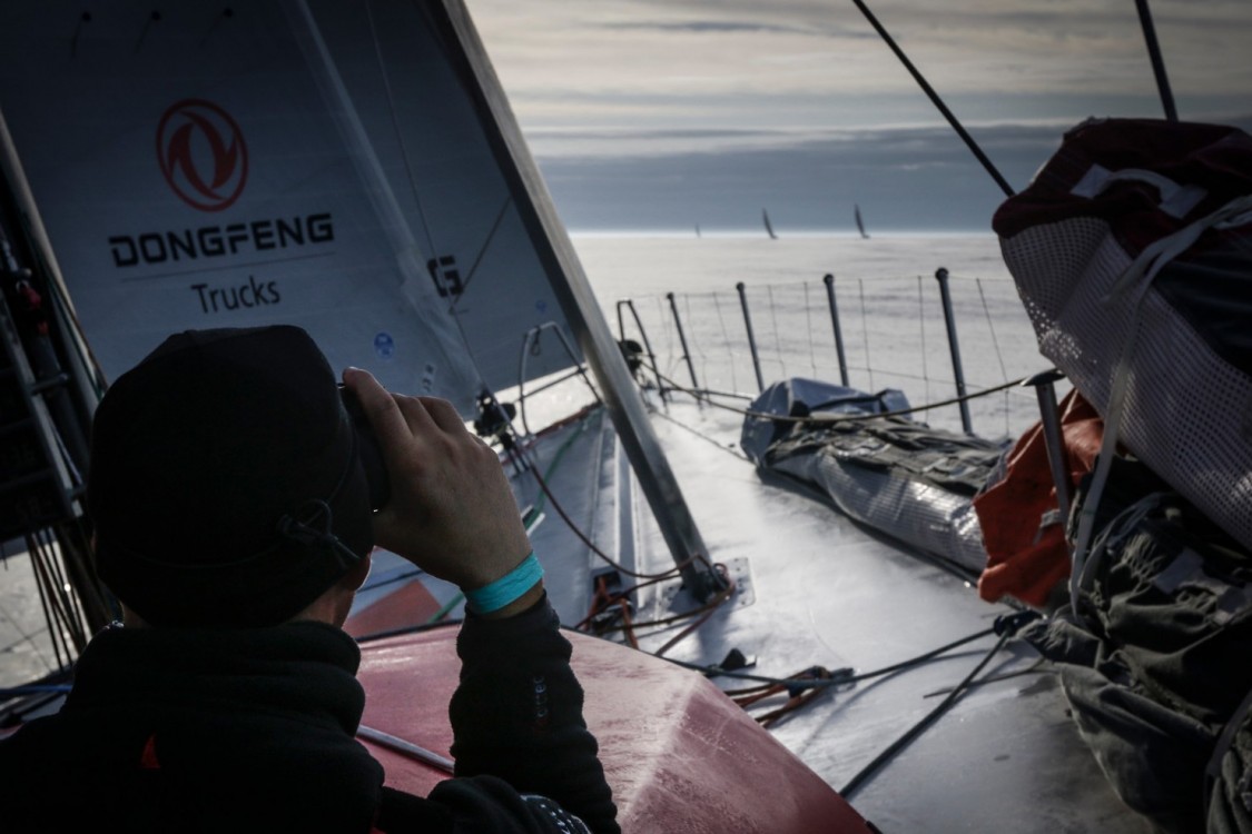 2014-15, Dongfeng Race Team, Leg7, OBR, VOR, Volvo Ocean Race, onboard, Martin Stromberg, binoculars, fleet